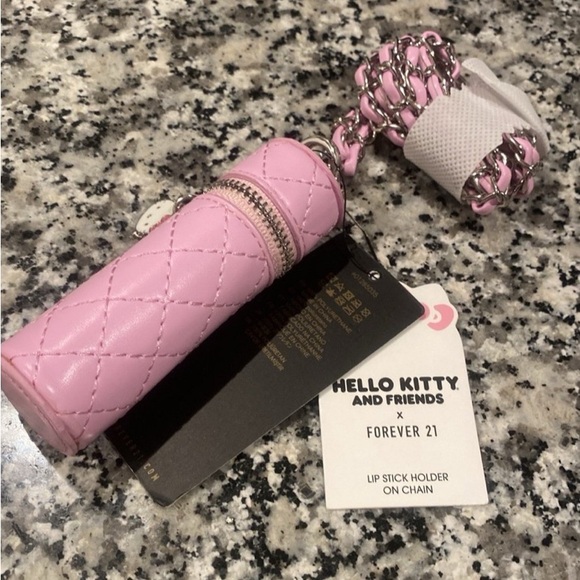 NWT FOREVER 21 Hello Kitty lip stick holder with chain - Picture 6 of 7